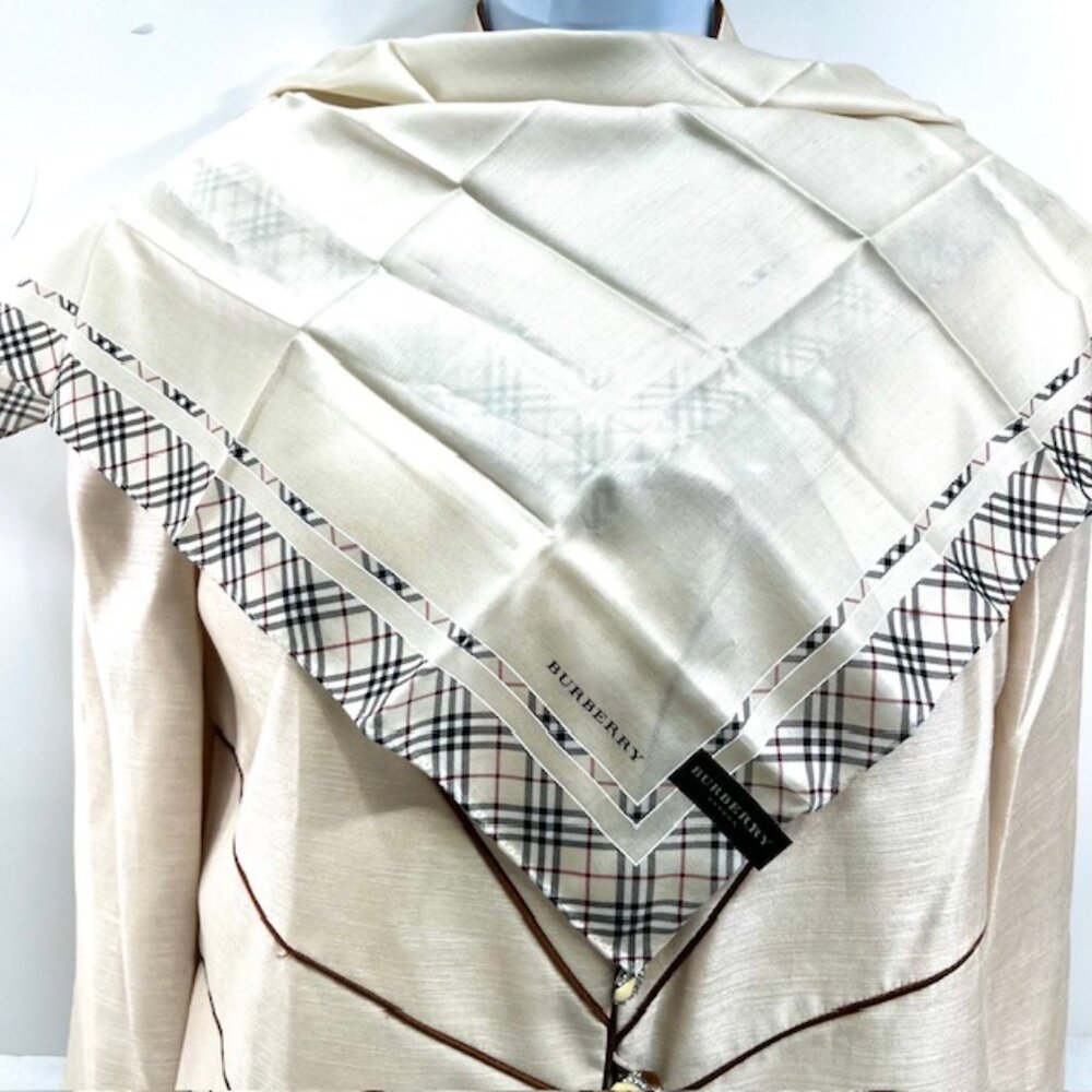 New Tag Men/Women Burberrys Miniscarf/handker 23"Cotton/Silk Beige Gray Nova(10 - Picture 8 of 9